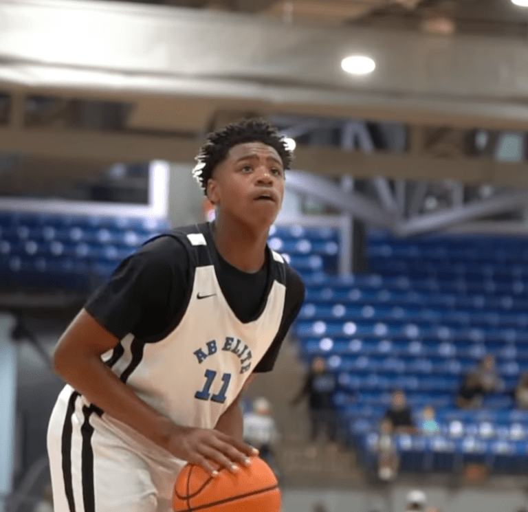 This Teen is Back on the Court After Life-Changing Heart Condition