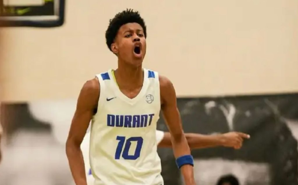 Early Bird: Top Hoops Prospect Reclassifies to 2026