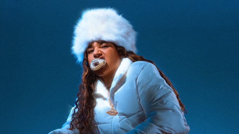 What the Number One Flag Football Player in the Country Wears on the Field 